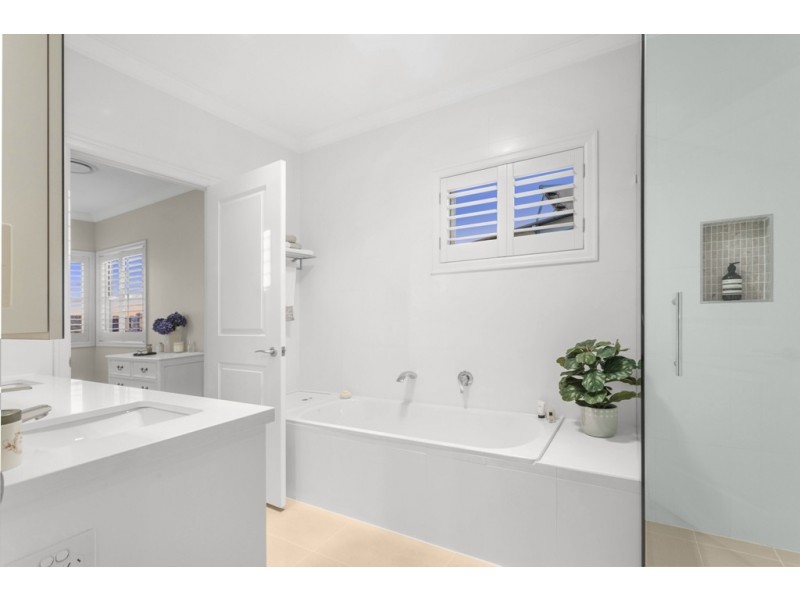 103 Fifth Avenue, Windsor QLD 4030