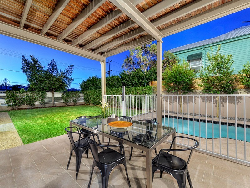 33 Brook Street, Windsor QLD 4030