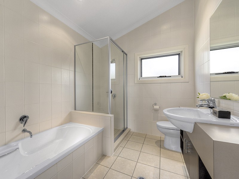 33 Brook Street, Windsor QLD 4030