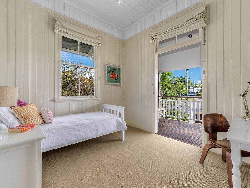 33 Brook Street, Windsor QLD 4030