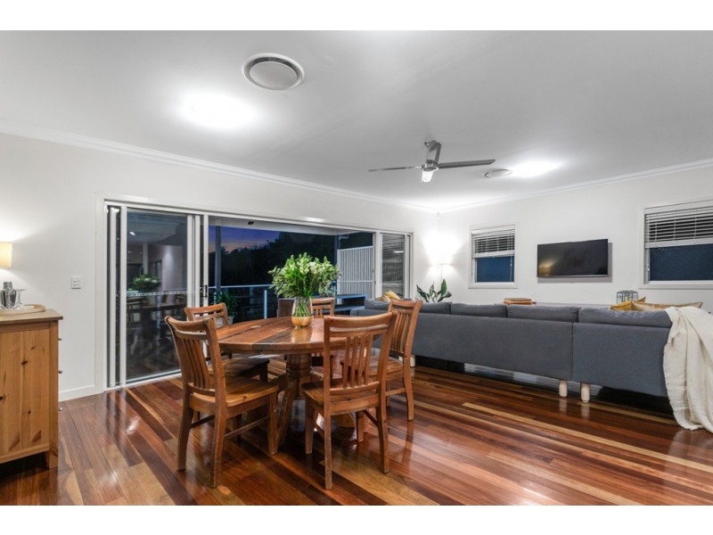 8 Bank Street, Windsor QLD 4030