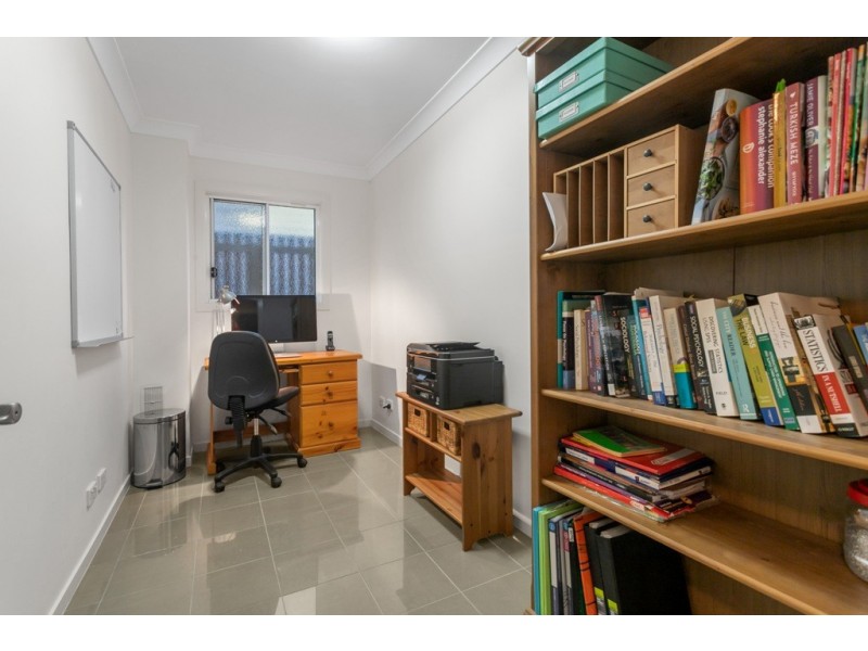 8 Bank Street, Windsor QLD 4030