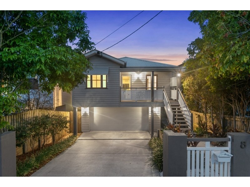 8 Bank Street, Windsor QLD 4030