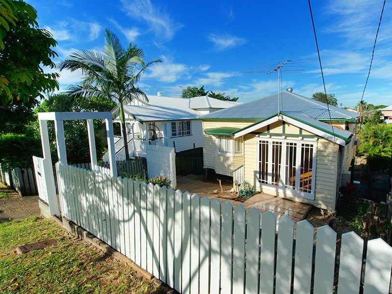 15 Graham Street, Windsor QLD 4030