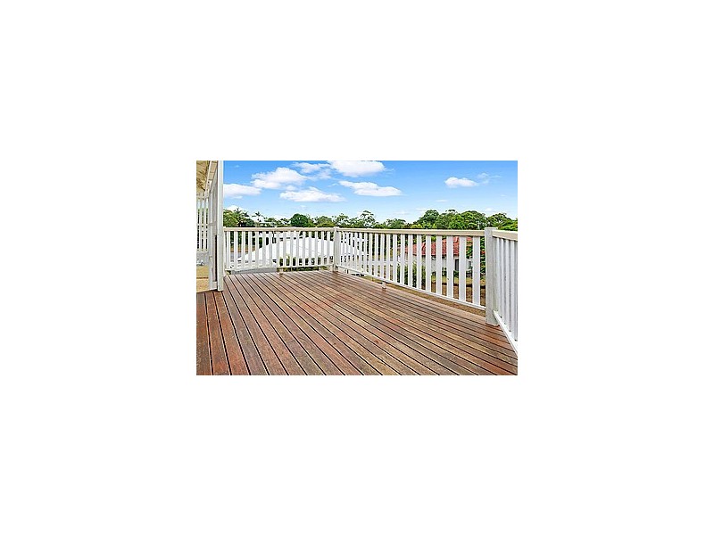 7 Winton Street, Stafford Heights QLD 4053