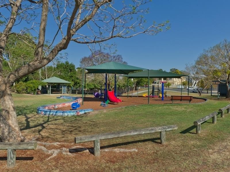 79 Lanham Avenue, Grange QLD 4051