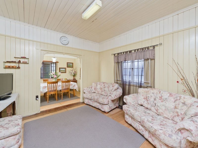 79 Lanham Avenue, Grange QLD 4051