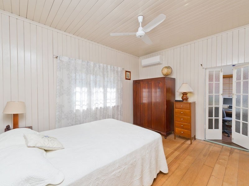 79 Lanham Avenue, Grange QLD 4051