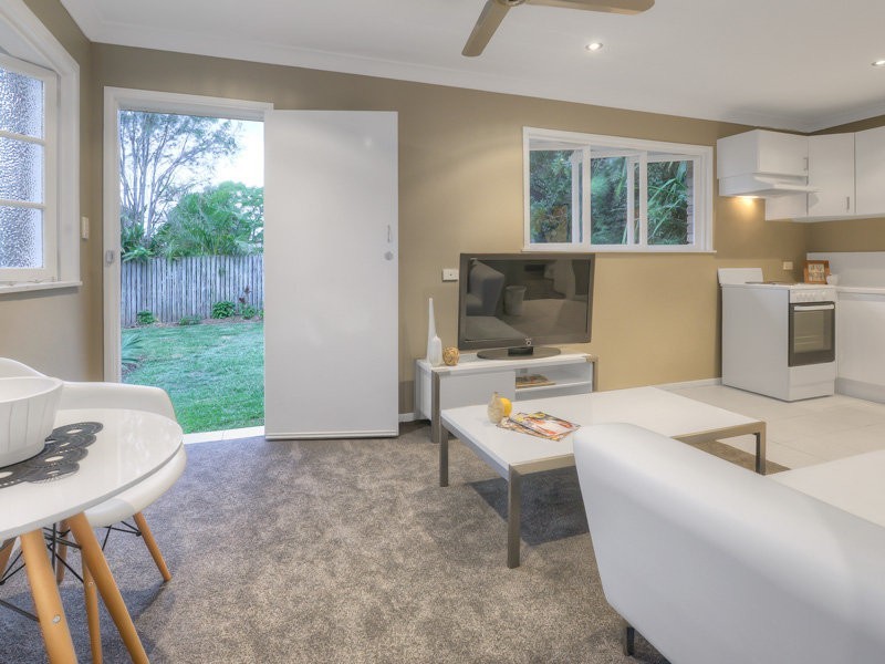 18 Glenhaven Street, Kedron QLD 4031