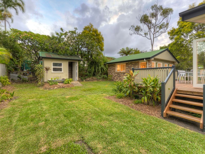 18 Glenhaven Street, Kedron QLD 4031