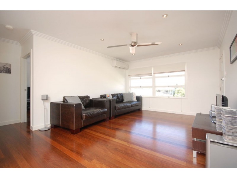 19 Basnett Street, Chermside West QLD 4032