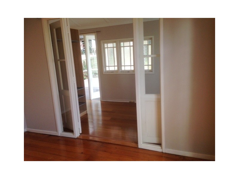 15 Ella Street, Red Hill QLD 4059