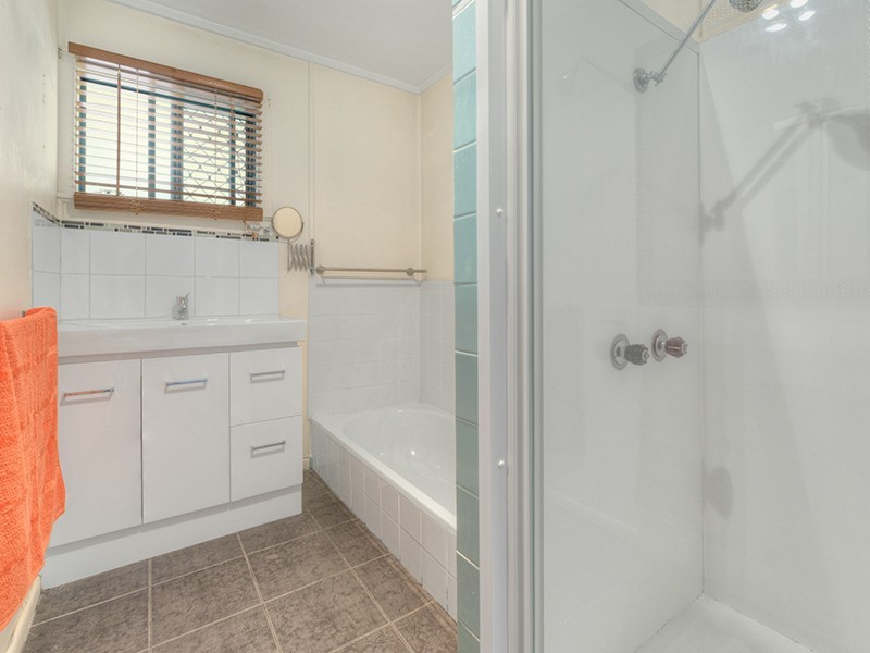 5 Kinnerton Street, Chermside West QLD 4032