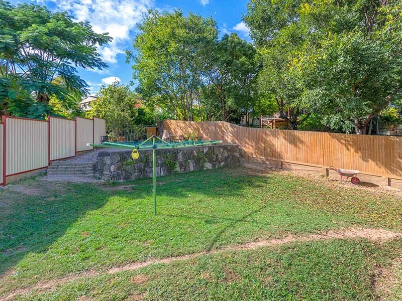 5 Kinnerton Street, Chermside West QLD 4032