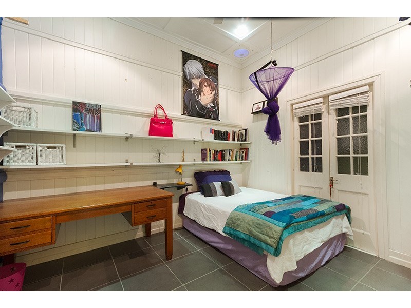 74 Cremorne Road, Kedron QLD 4031