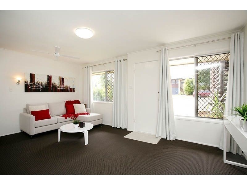 48 Gordon Road, Ferny Hills QLD 4055