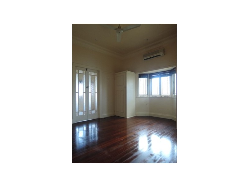 70 Ninth Avenue, Kedron QLD 4031