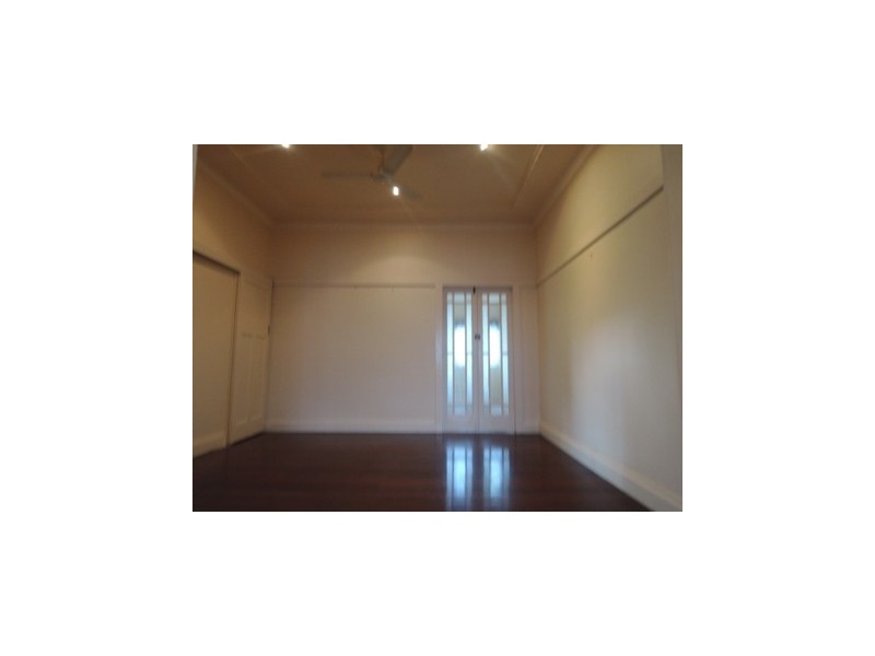 70 Ninth Avenue, Kedron QLD 4031