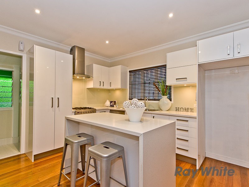 12 Kanangra Street, Stafford QLD 4053