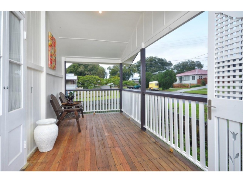 27 School Street, Hendra QLD 4011