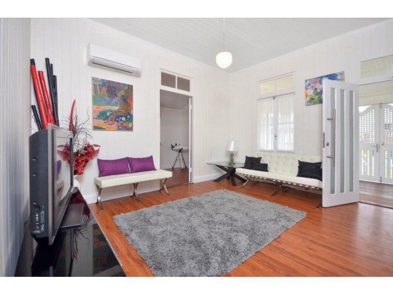 27 School Street, Hendra QLD 4011