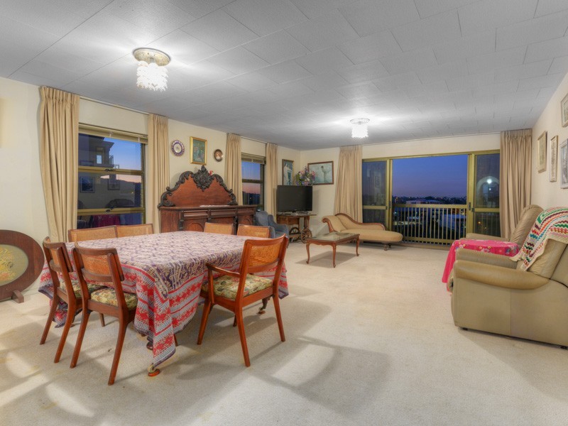 21a/32 Swann Road, Taringa QLD 4068