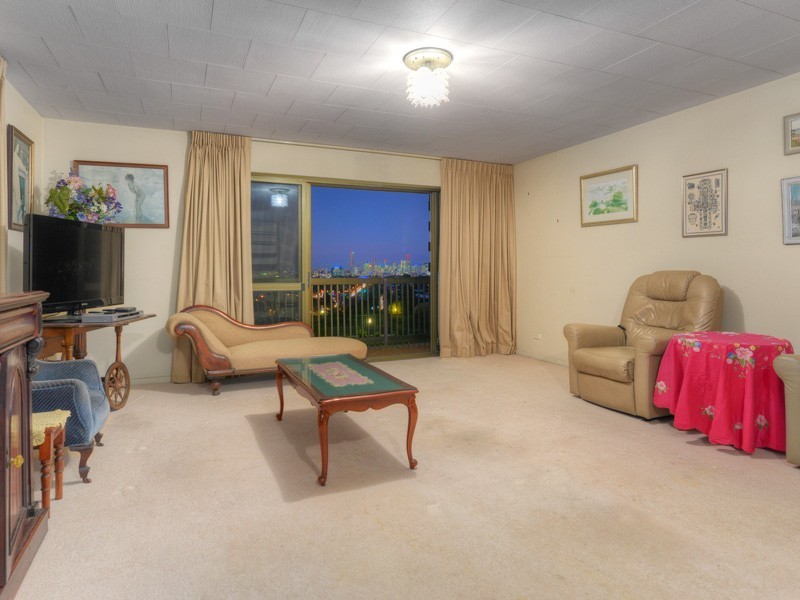 21a/32 Swann Road, Taringa QLD 4068