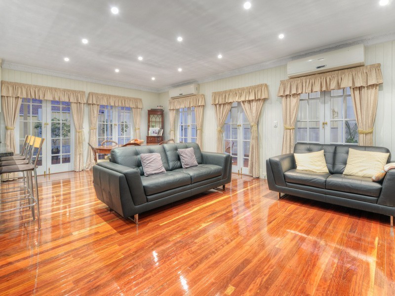 117 Khartoum Street, Gordon Park QLD 4031