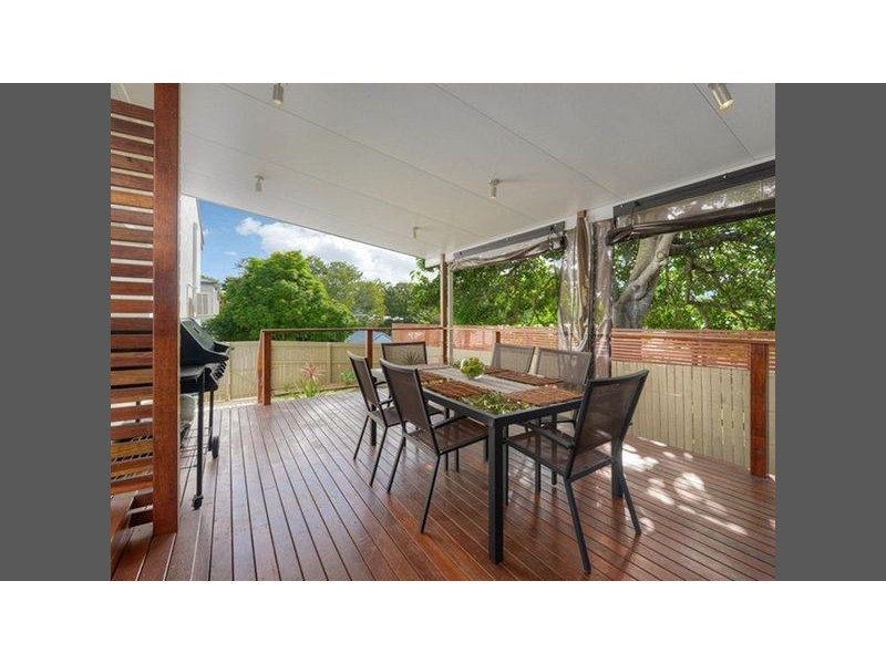 4/65 Erneton Street, Newmarket QLD 4051