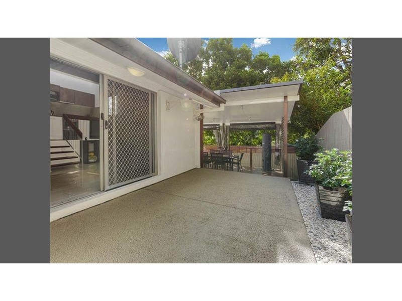 4/65 Erneton Street, Newmarket QLD 4051