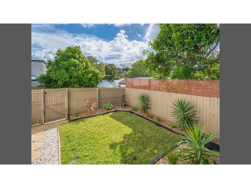 4/65 Erneton Street, Newmarket QLD 4051