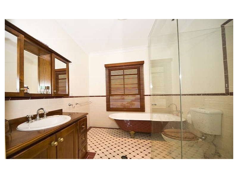 19 McCawley Street, Stafford QLD 4053