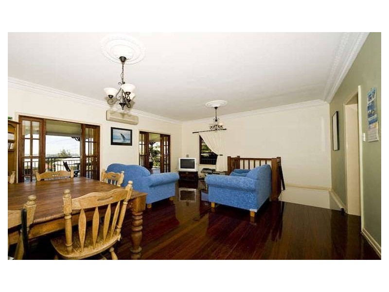 19 McCawley Street, Stafford QLD 4053