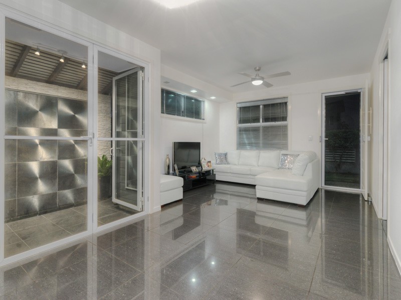 7 Hamilton Avenue, Hendra QLD 4011