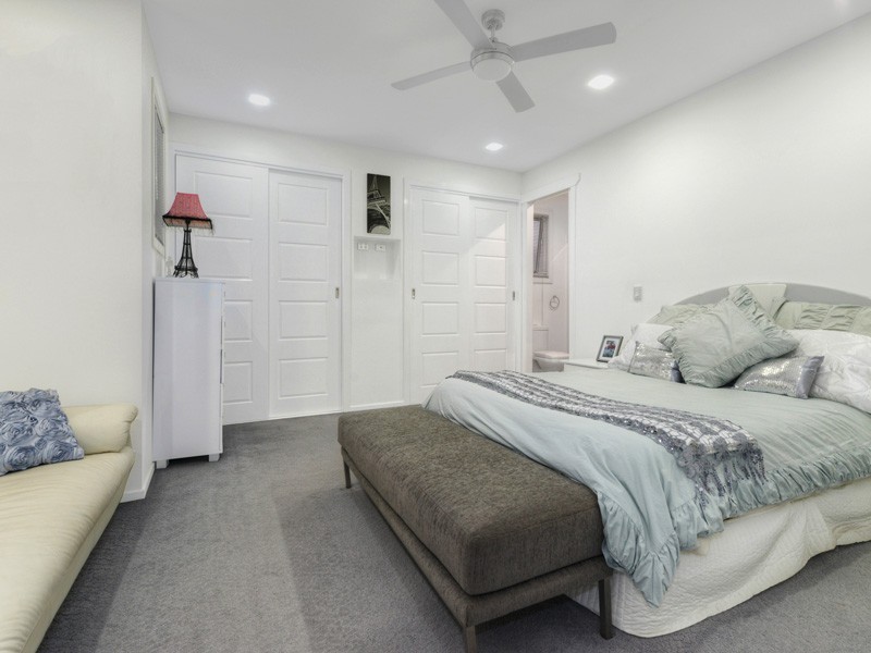 7 Hamilton Avenue, Hendra QLD 4011