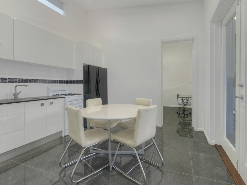 7 Hamilton Avenue, Hendra QLD 4011