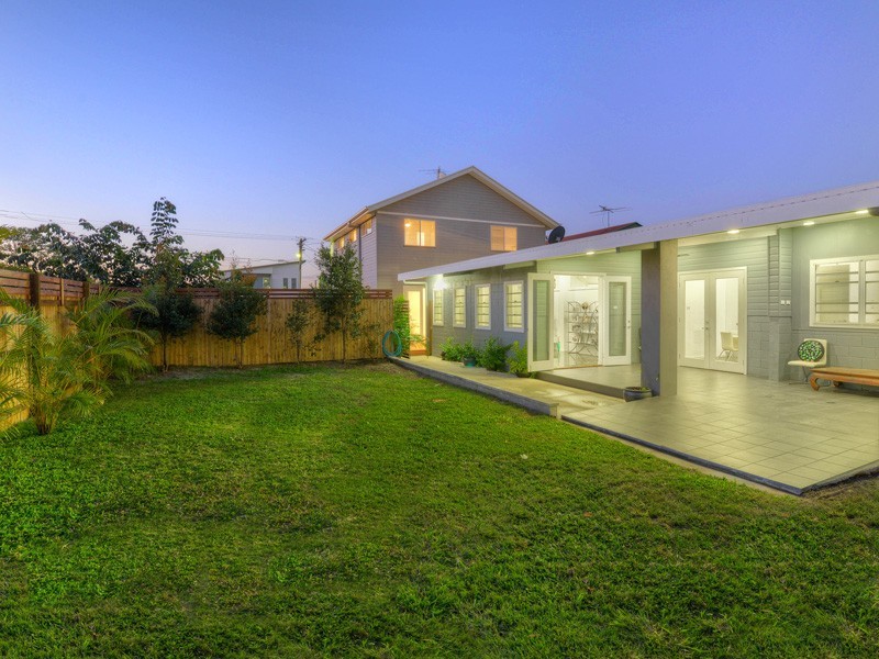 7 Hamilton Avenue, Hendra QLD 4011