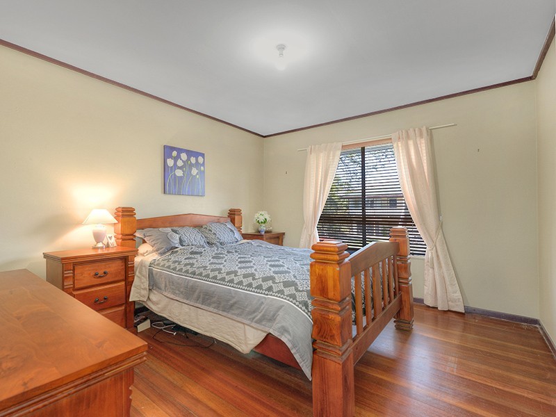 18 Gracemere Street, Newmarket QLD 4051