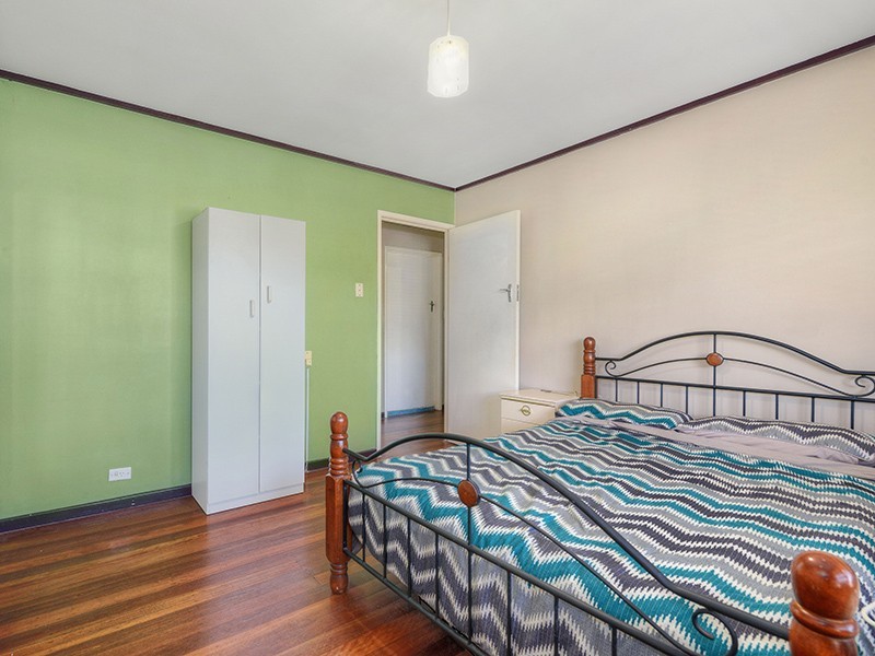 18 Gracemere Street, Newmarket QLD 4051