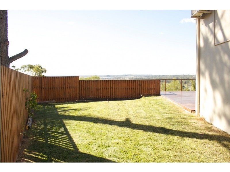 62 Minerva Court, Eatons Hill QLD 4037