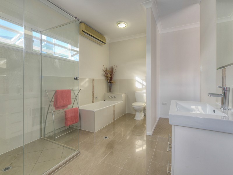 75 White Street, Wavell Heights QLD 4012