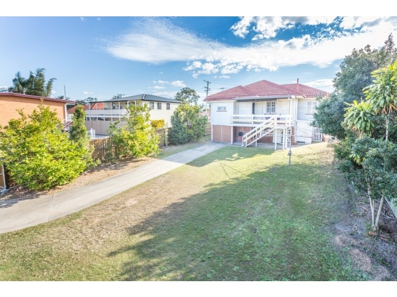 11 Turrana Street, Stafford QLD 4053