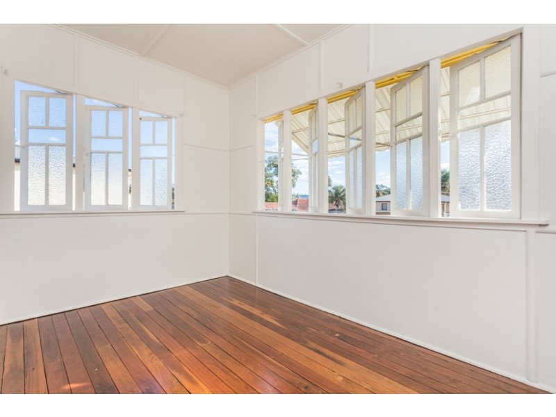 11 Turrana Street, Stafford QLD 4053