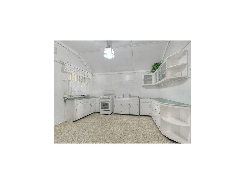 11 Figgis Street, Kedron QLD 4031