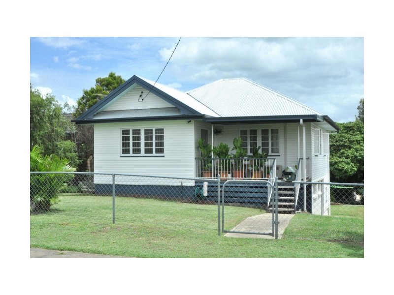8 Berpi Street, Stafford QLD 4053