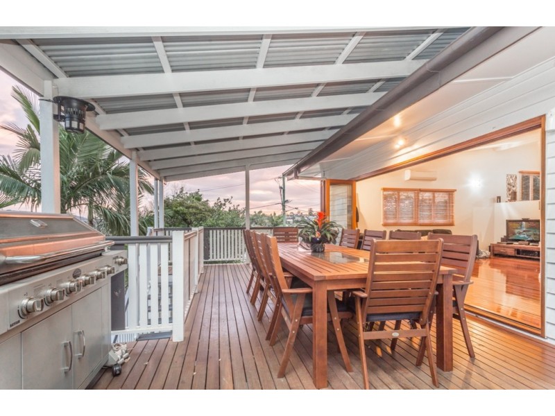 37 Dunedoo Street, Stafford QLD 4053