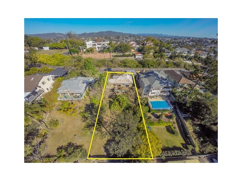 32 Watson Street, Newmarket QLD 4051