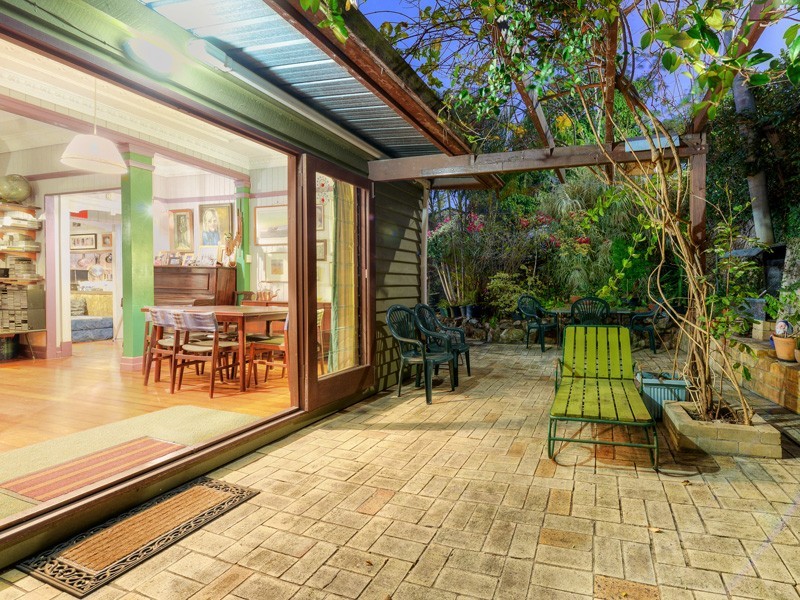 32 Watson Street, Newmarket QLD 4051