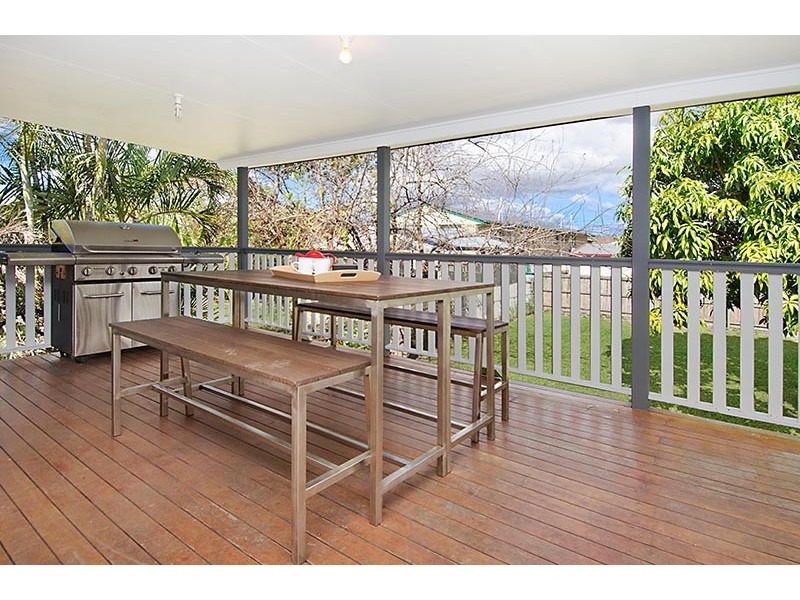 99 Jenner Street, Nundah QLD 4012