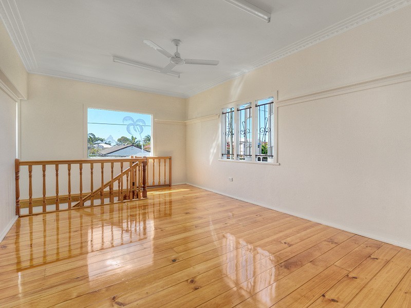 43 Raceview Avenue, Hendra QLD 4011